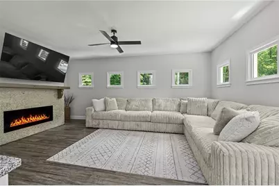202 Jefferson Avenue, Canton, GA 30114 - Photo 12