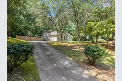 4444 Bos Way, Loganville, GA 30052 - Photo 46
