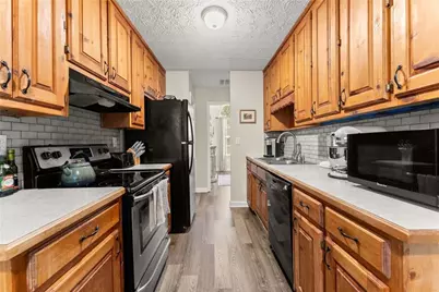 4444 Bos Way, Loganville, GA 30052 - Photo 16