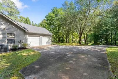 4444 Bos Way, Loganville, GA 30052 - Photo 42