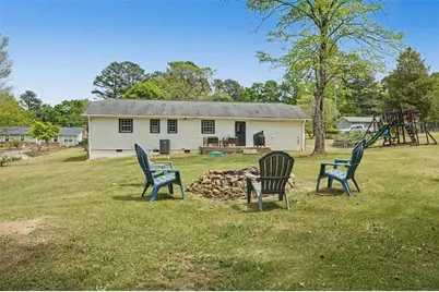 89 Kristie, Powder Springs, GA 30127 - Photo 2