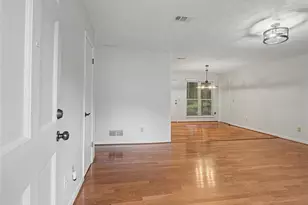 3095 Woodland Dr NW, Kennesaw, GA 30152 - Photo 4