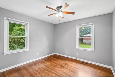 655 Albert Street NW, Atlanta, GA 30318 - Photo 16