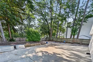 1821 Fernwood Rd NW, Atlanta, GA 30318 - Photo 18