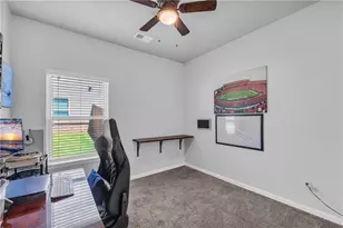664 Lakehaven Ln, Loganville, GA 30052 - Photo 8