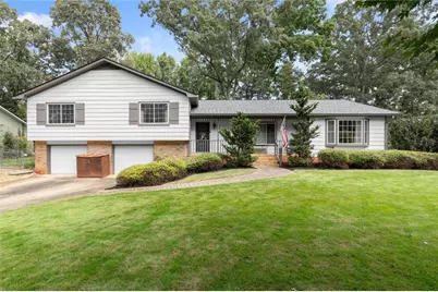 2954 Carolyn Street, Marietta, GA 30062 - Photo 2
