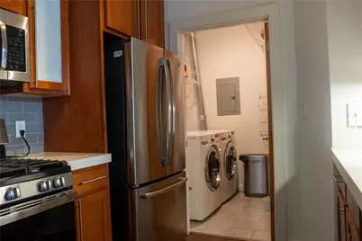 395 Central Park Place NE #230, Atlanta, GA 30312 - Photo 6