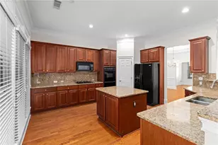 1213 Village Terrace Ct, Atlanta, GA 30338 - Photo 2