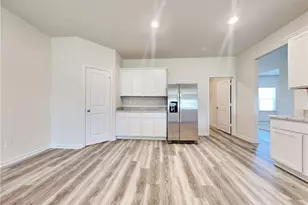 1141 Amadas Dr, Locust Grove, GA 30248 - Photo 6