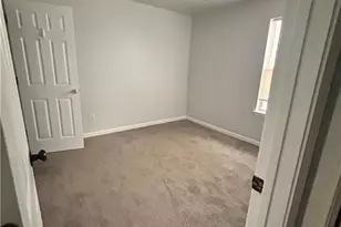 420 Spring Head Dr, Lawrenceville, GA 30046 - Photo 4