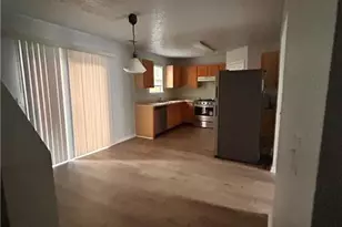 420 Spring Head Dr, Lawrenceville, GA 30046 - Photo 6