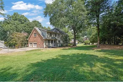 3856 Cynthia Way SW, Lilburn, GA 30047 - Photo 36