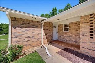 3307 Wildwood Dr SW, Marietta, GA 30060 - Photo 2
