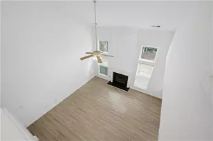 395 Cadeleigh Ct, Johns Creek, GA 30005 - Photo 10