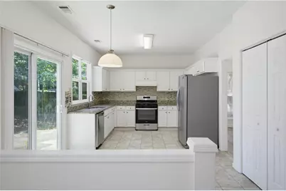 395 Cadeleigh Court, Johns Creek, GA 30005 - Photo 12