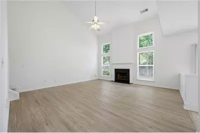 395 Cadeleigh Court, Johns Creek, GA 30005 - Photo 8