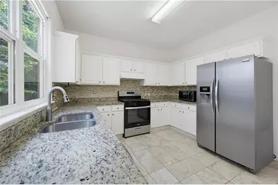 395 Cadeleigh Court, Johns Creek, GA 30005 - Photo 16