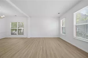 395 Cadeleigh Ct, Johns Creek, GA 30005 - Photo 4