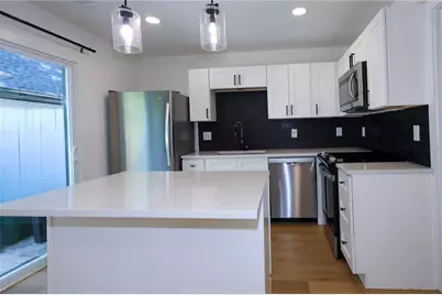 150 Hunters Cove, Roswell, GA 30076 - Photo 10