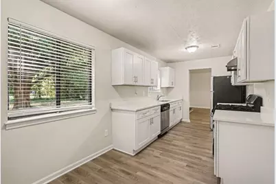 3503 Warwick Way, Snellville, GA 30039 - Photo 6