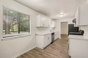 3503 Warwick Way, Snellville, GA 30039 - Photo 6
