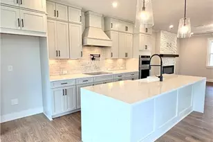 118 Bridgecrest Rd, Roswell, GA 30075 - Photo 8