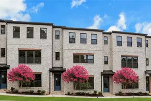 118 Bridgecrest Rd, Roswell, GA 30075 - Photo 1