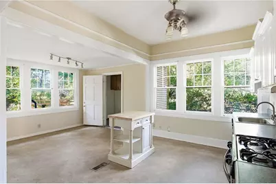 663 Delmar Avenue SE, Atlanta, GA 30312 - Photo 12