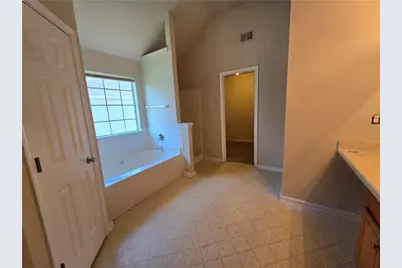 5636 One Lake Way, Atlanta, GA 30349 - Photo 10