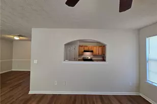 5636 One Lake Way, Atlanta, GA 30349 - Photo 6