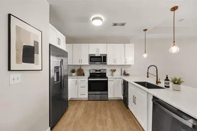 711 Cosmopolitan Drive NE #622, Atlanta, GA 30324 - Photo 2