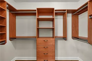 711 Cosmopolitan Dr NE, Atlanta, GA 30324 - Photo 14