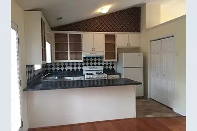 8257 Mountain Pass, Riverdale, GA 30274 - Photo 4