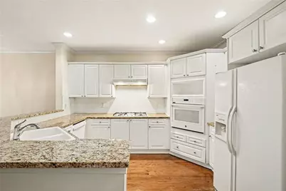5004 Lexington Drive, Roswell, GA 30075 - Photo 8