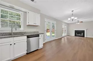 12110 Greenmont Walk, Alpharetta, GA 30009 - Photo 14
