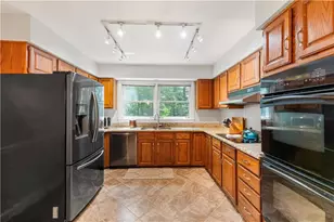2220 Defoors Ferry Rd NW, Atlanta, GA 30318 - Photo 8
