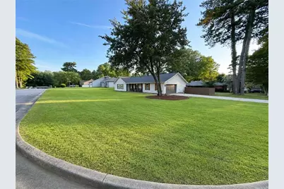 808 Darlington Drive, Jonesboro, GA 30238 - Photo 2