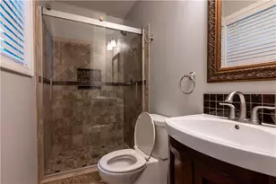 2424 Rhine Ct, Lawrenceville, GA 30043 - Photo 14