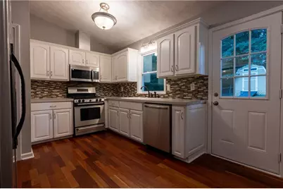 2424 Rhine Court, Lawrenceville, GA 30043 - Photo 6