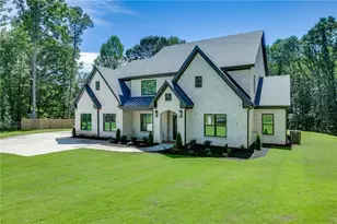5222 L J Martin Dr, Gainesville, GA 30507 - Photo 4
