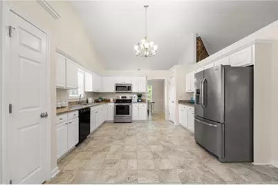 4011 Lafayette Way, Loganville, GA 30052 - Photo 16