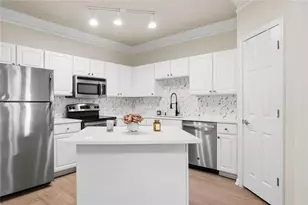 1850 Cotillion Dr, Dunwoody, GA 30338 - Photo 4