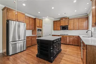 1146 Whisper Cove Dr, Buford, GA 30518 - Photo 10
