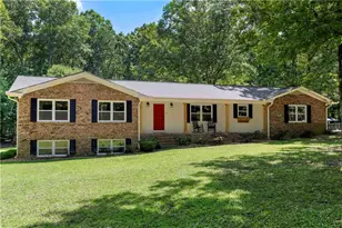 211 Racehorse Dr, Summerville, GA 30747 - Photo 1