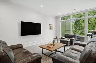 934 Winall Down Rd NE, Atlanta, GA 30319 - Photo 34