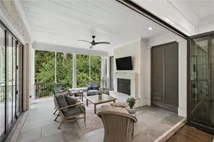 934 Winall Down Rd NE, Atlanta, GA 30319 - Photo 6