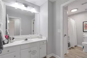 5638 River Oaks Pl, Sandy Springs, GA 30327 - Photo 16
