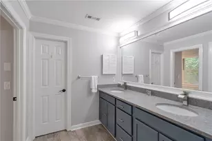 5638 River Oaks Pl, Sandy Springs, GA 30327 - Photo 14