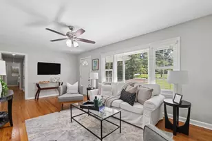 2900 Hollywood Dr, Decatur, GA 30033 - Photo 2