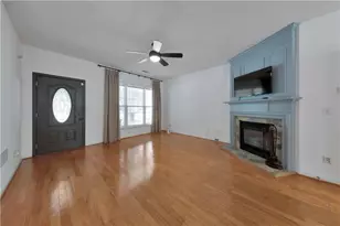 1051 Dunedin Trail, Woodstock, GA 30188 - Photo 10
